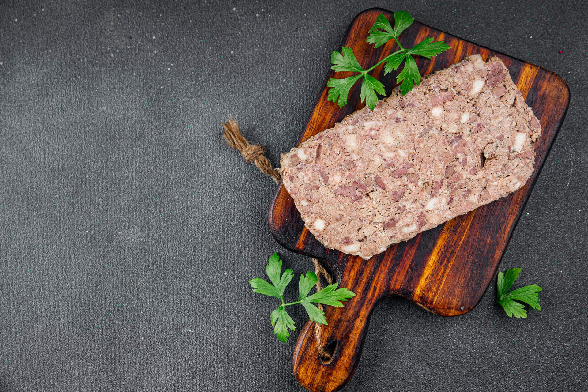 Terrine de canard tranch&eacute;e, recette au porc fran&ccedil;ais